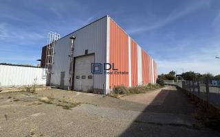 Entrepôt à louer à Coignières - 551 m²