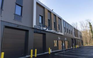 Entrepôt à louer à Mureaux - 3 266 m²