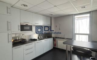 Entrepôt à vendre à Houdan - 348 m²
