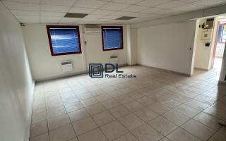 Entrepôt à vendre à Roissy-en-Brie - 270 m²